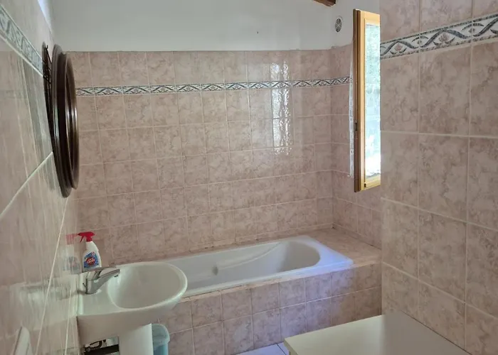 Holiday home Maison Tuccarellu Letia